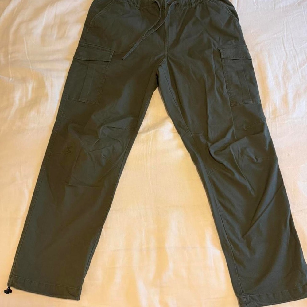Original Use green cargo pants